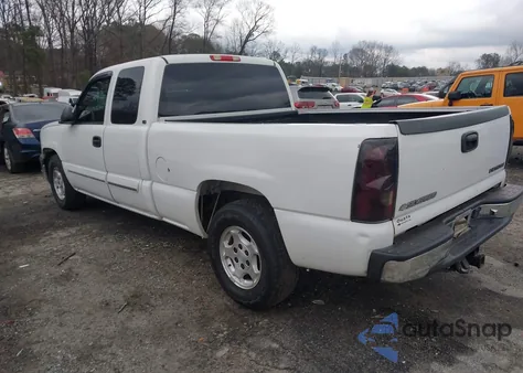 2004 Chevrolet Silverado 1500 Ls z USA, uszkodzony, nr VIN 2GCEC19V641136788